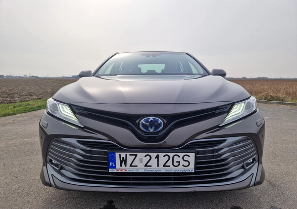 Toyota Camry cena 126000 przebieg: 64500, rok produkcji 2020 z Zdzieszowice małe 352